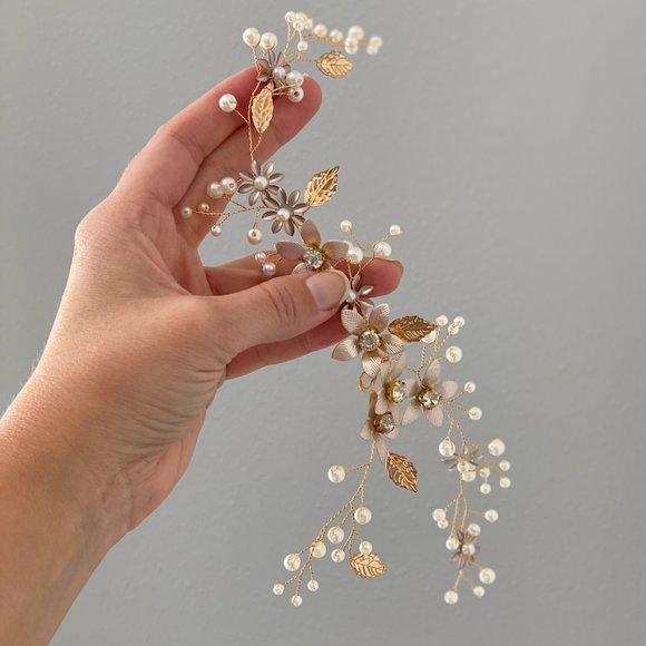 Bride Wedding Bridesmaid Bridal Leaf Floral Hair vine twig halo hairpiece gold main image 2